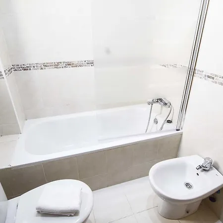 Barcelo 30 * Málaga